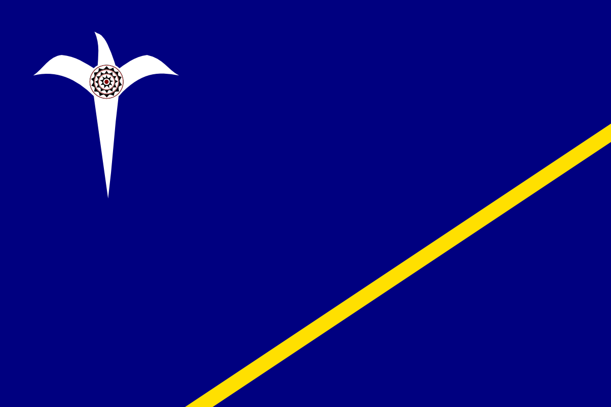 這也是百合為造型，但是在中間加了達悟的mata設計。藍底黃色條紋取自諾魯與索羅